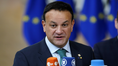 Graffiti death threat in Dublin against Leo Varadkar condemned