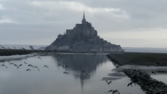 Post-apocalyptic series earning comparisons to The Last of Us streaming now