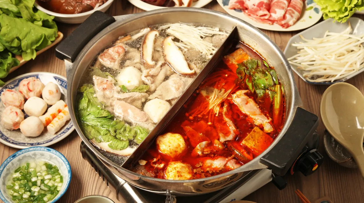 Drunk teens urinate into 4,000 portions of hotpot broth in viral video