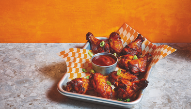 Chicken tenders and top comedians – next weekend’s Laughter Lounge line-up is here