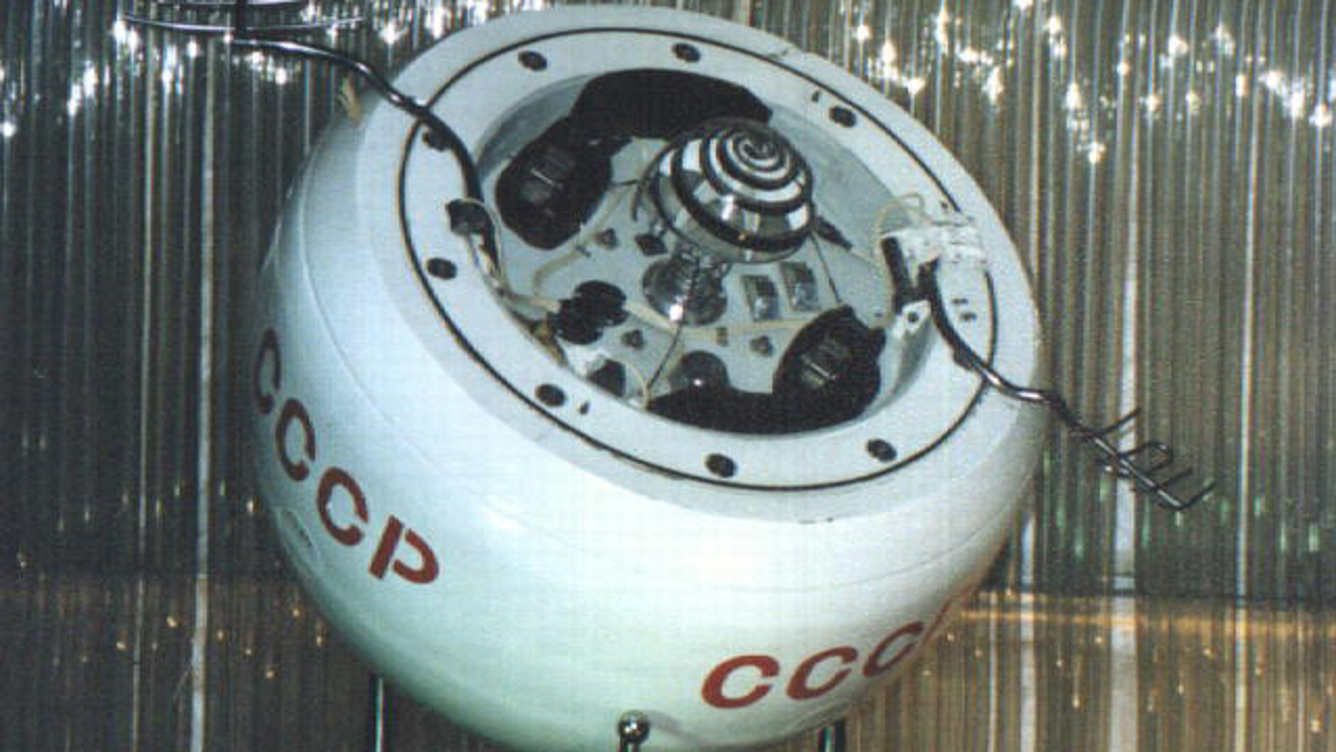 Out-of-control Soviet spacecraft could crash into Earth this week
